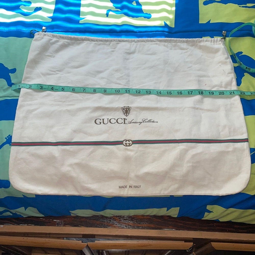 Gucci accessory collection dust bag